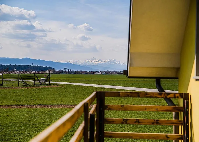 Mountain View With Sauna شقة